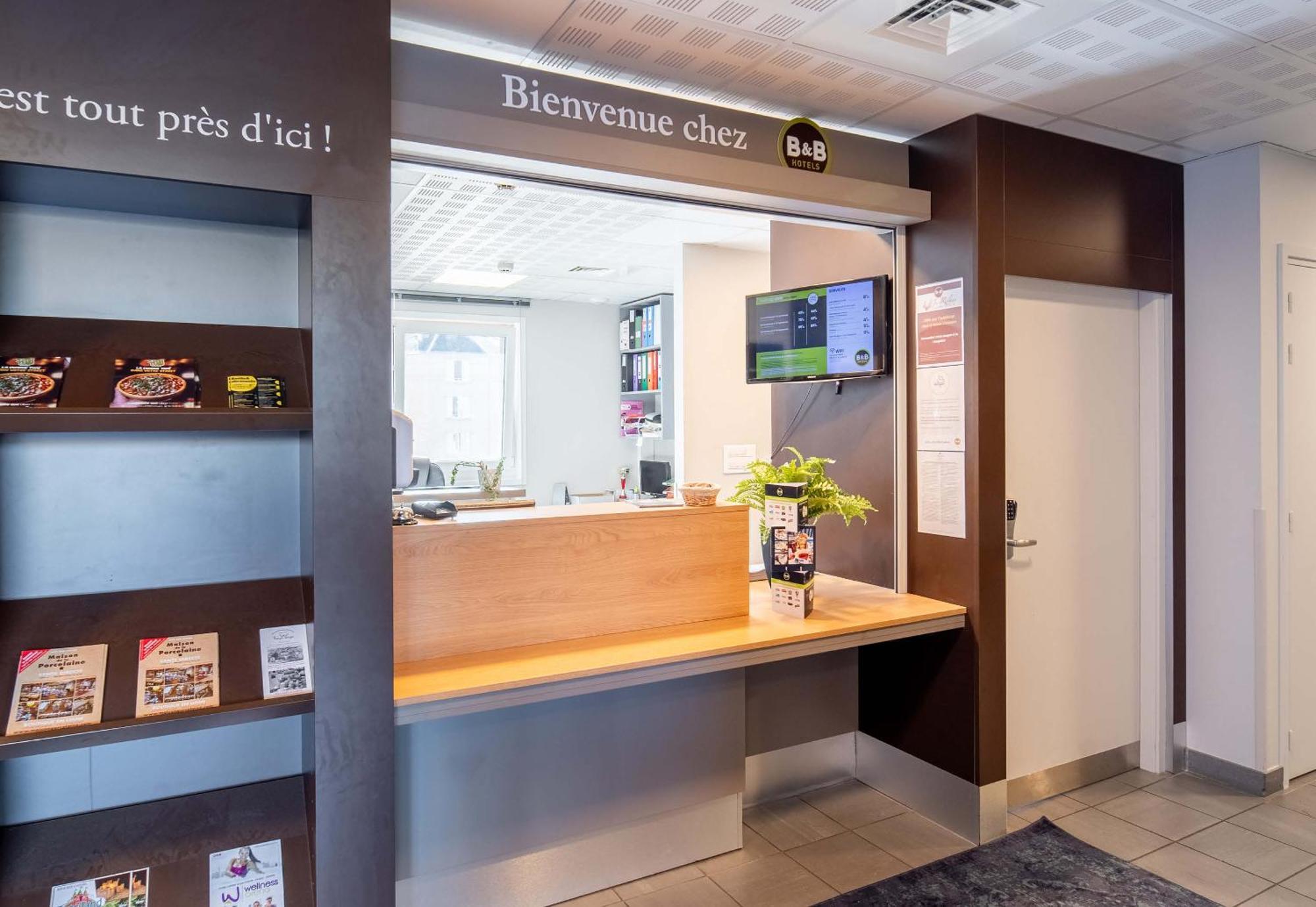 B&B HOTEL Limoges Centre Gare Esterno foto