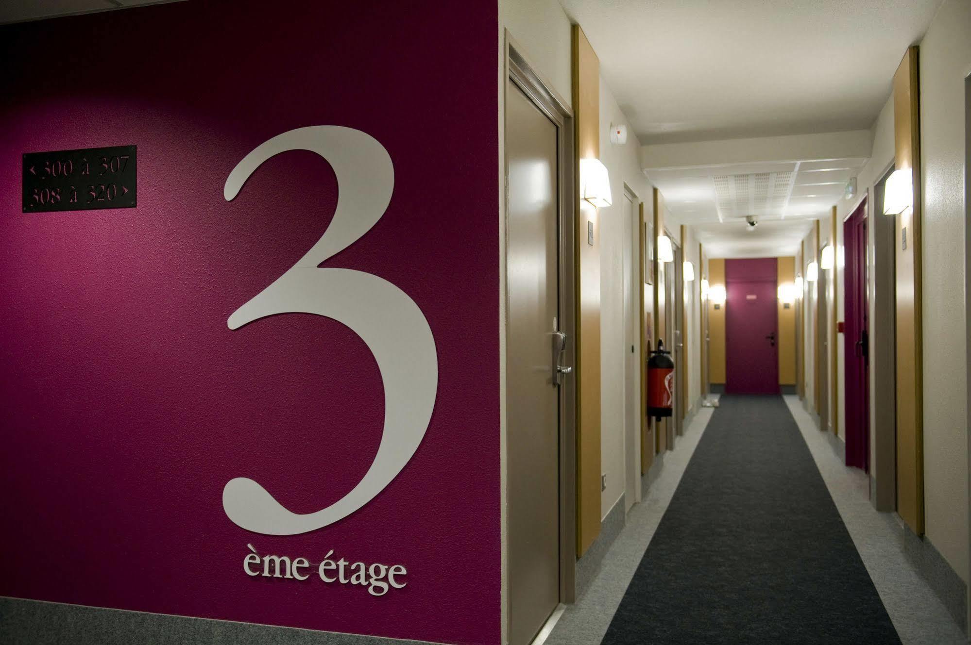 B&B HOTEL Limoges Centre Gare Esterno foto